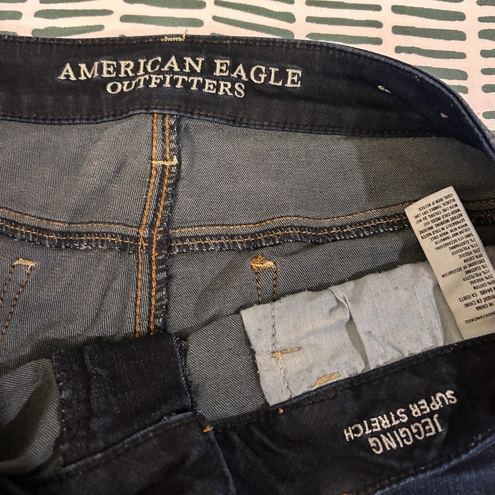 American Eagle Outfitters Denim After Dark – Size 12 Jegging Super Stretch - Picture 2 of 5